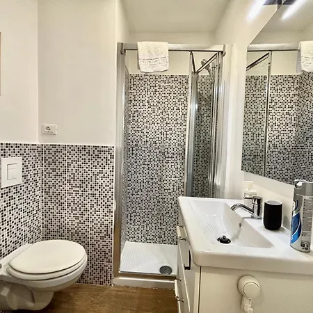 Apartment Your At Vatican's Doors *